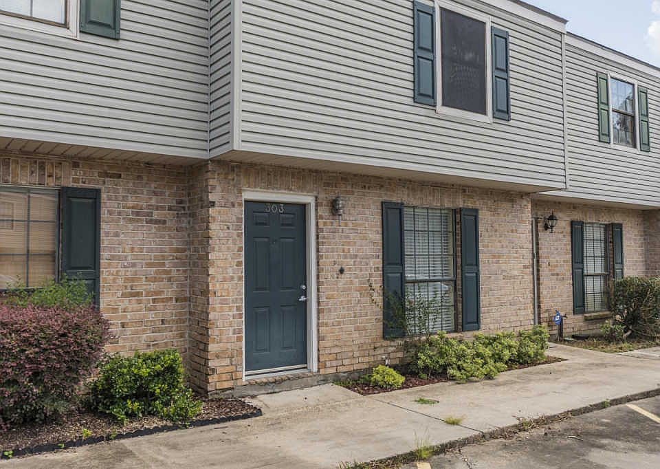 1st image of 100 Winchester Dr APT 303