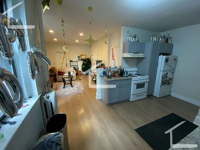 16 Glenville Ave #1 — Photo 6