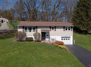 111 Joel Ln, Camillus, NY 13031