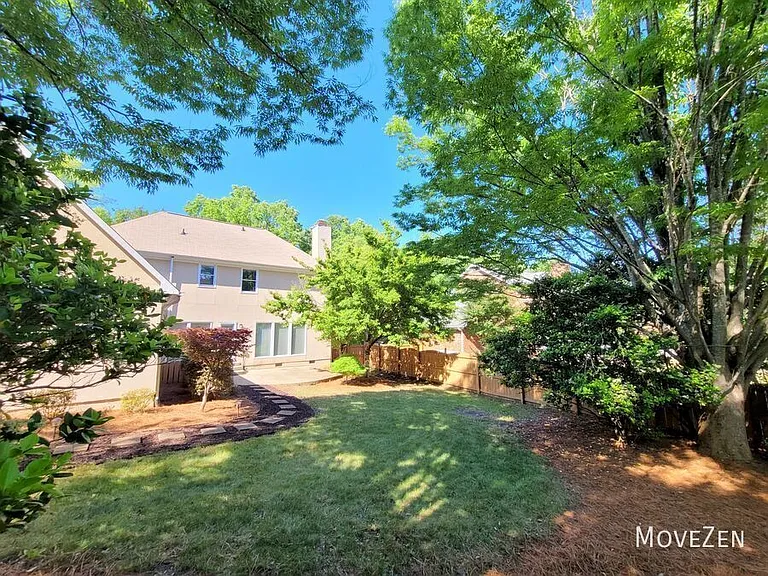 2400 Tweedmore Ct — Photo 9