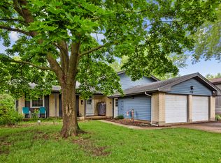 778 Darlington Ln, Crystal Lake, IL 60014