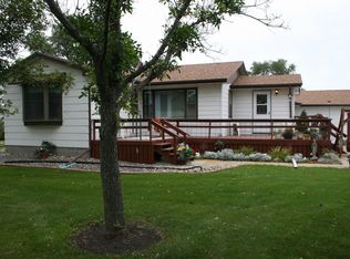 37970 127th St, Aberdeen, SD 57401