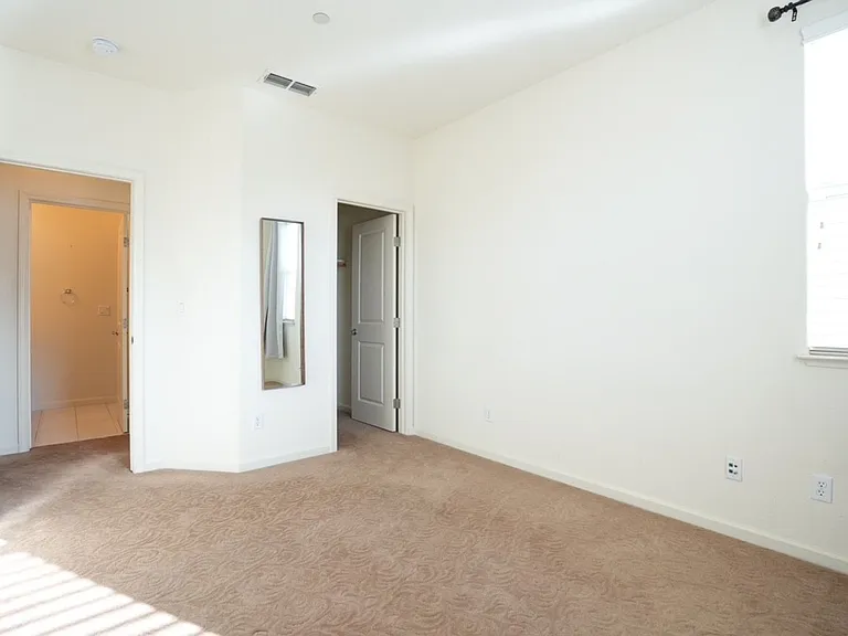 940 Chelebrooke Ct — Photo 23