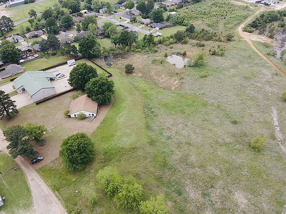 4th image of 4065 Pine Mill Rd