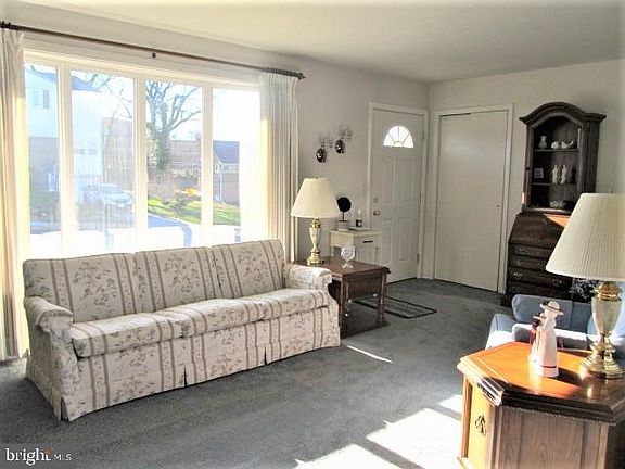 2nd image of 200 Coronet Dr