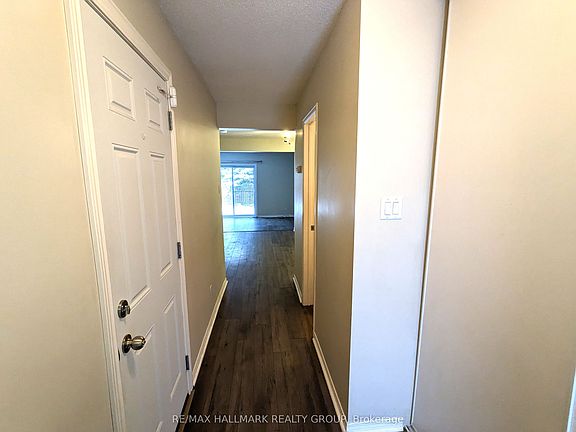 2nd image of 6464 Colony Sq #21