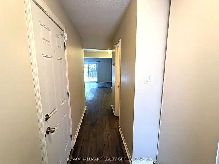 6464 Colony Sq #21 — Photo 2