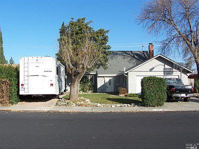 2nd image of 212 Berryessa Dr