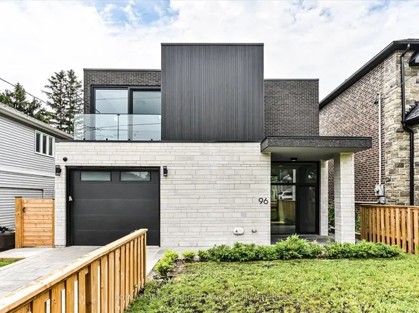 96 Squires Ave, Toronto, ON M4B 2S1