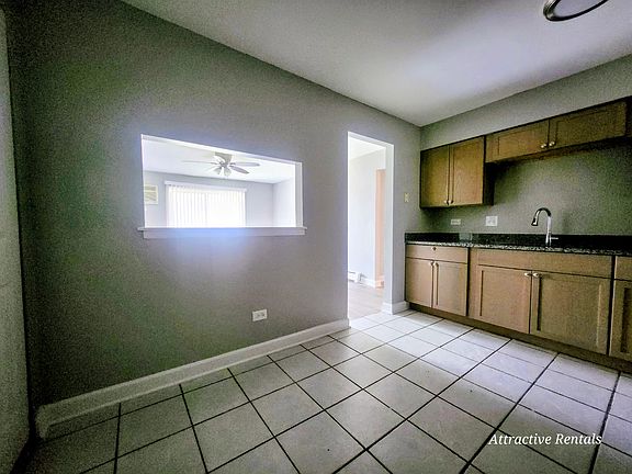 5th image of 21907 Jeffrey Ave #1