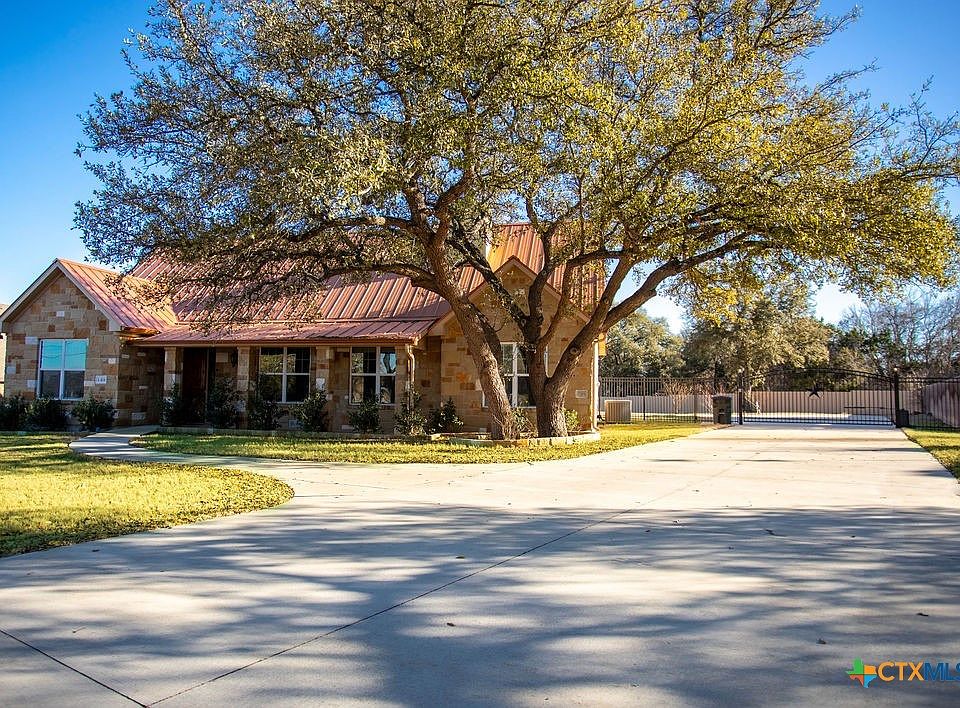 1st image of 149 Presa Dr