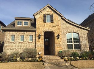 915 Enchanted Wood Dr, Arlington, TX 76005