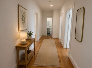 8 Kenwood St #6, Dorchester Center, MA 02124