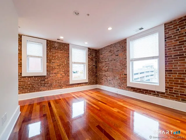 116 Crown St #3A — Photo 12