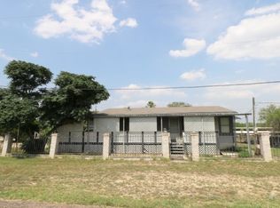 302 Penguin St, Zapata, TX 78076