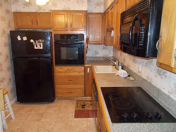 5th image of 154 Lynnway Unit 212