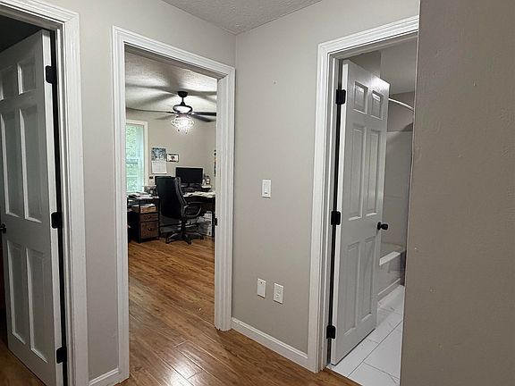 4th image of 7017 Pleasant Street