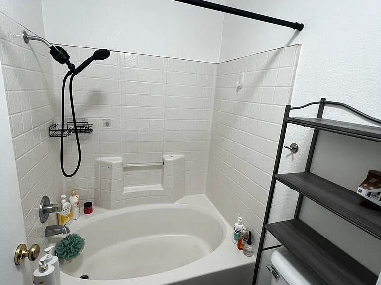 1308 Cherie Ct — Photo 3