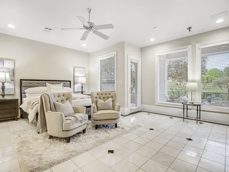 4616 Windsor Ridge Dr — Photo 8