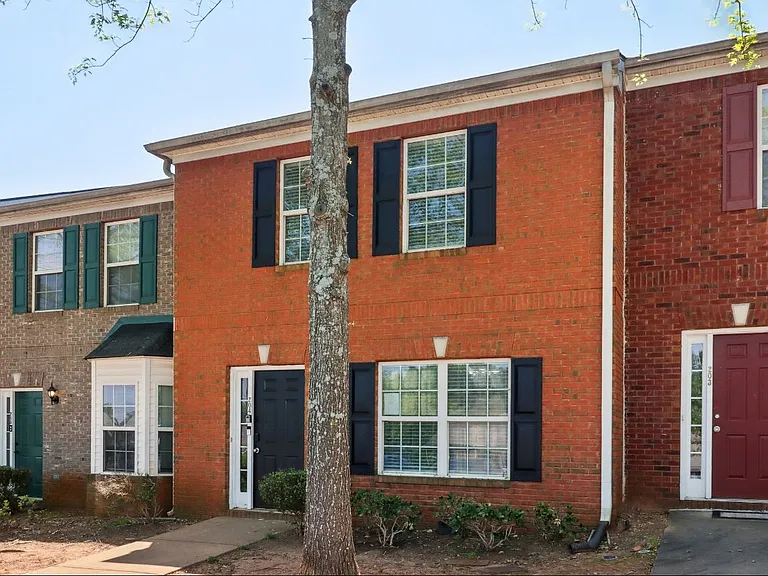 7712 Autry Cir #204 — Photo 2