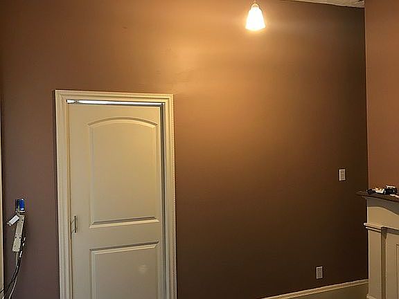 2nd image of 1610 Queen City Ave APT 1
