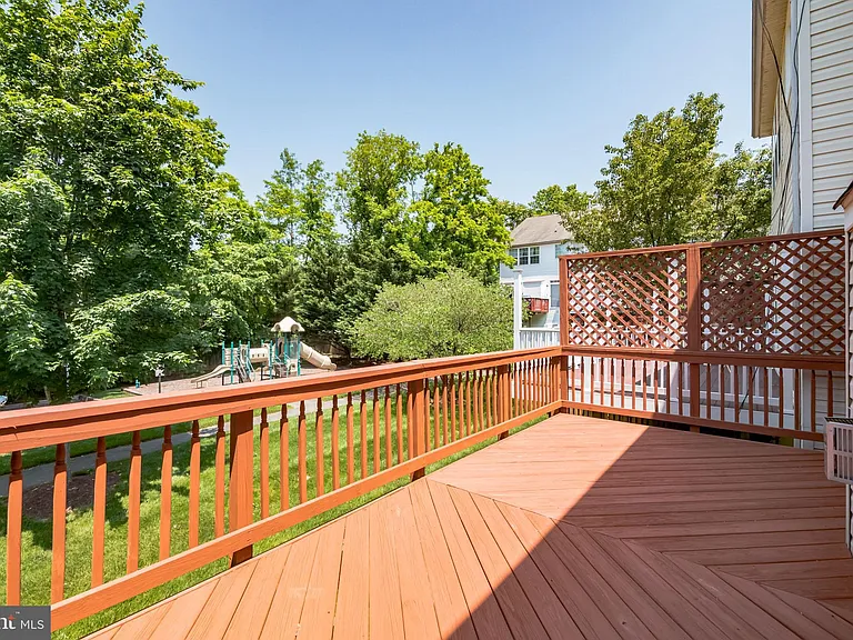 11715 Gunners Dr — Photo 16