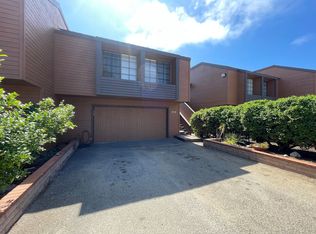 978 Hygeia Ave, Encinitas, CA 92024