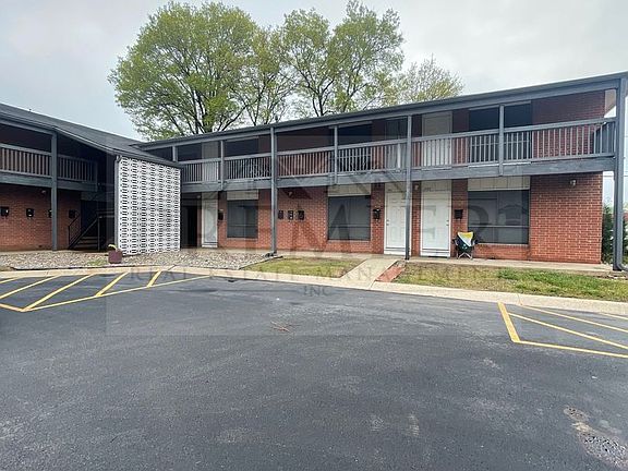 4th image of 6029 Barton Dr #0