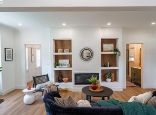 3708 Lyon Ave, Oakland, CA 94601