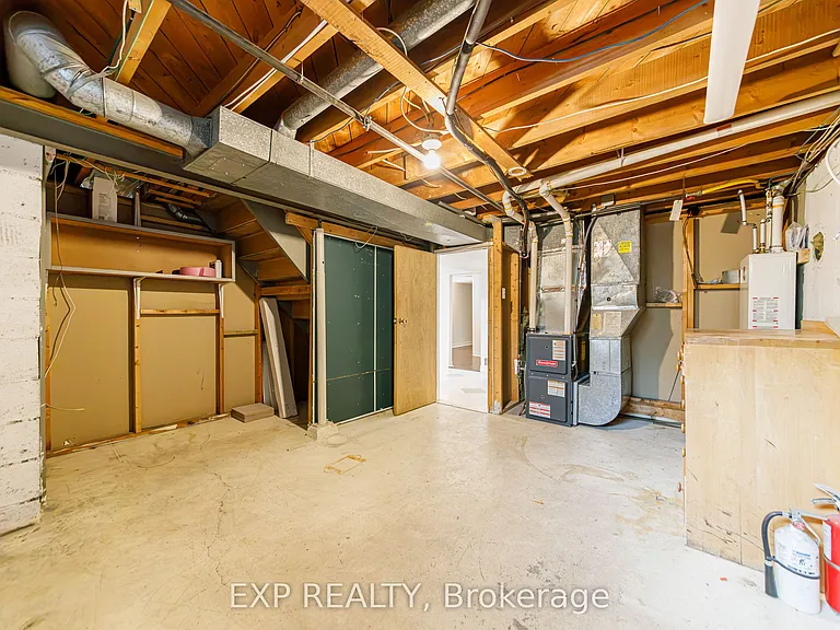 2097 Kingsley Rd — Photo 26