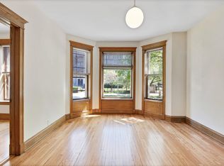 852 W Waveland Ave APT 1, Chicago, IL 60613