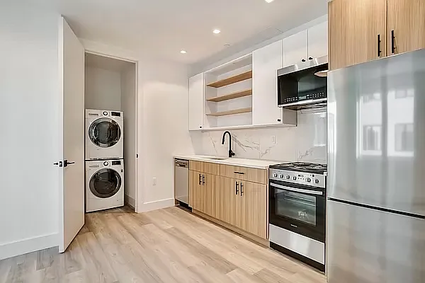 Rented by EXR | media 14