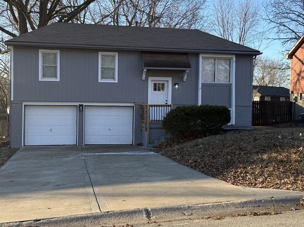 2600 NW Kingsridge Dr