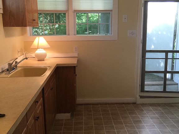 Kitchen and entrance