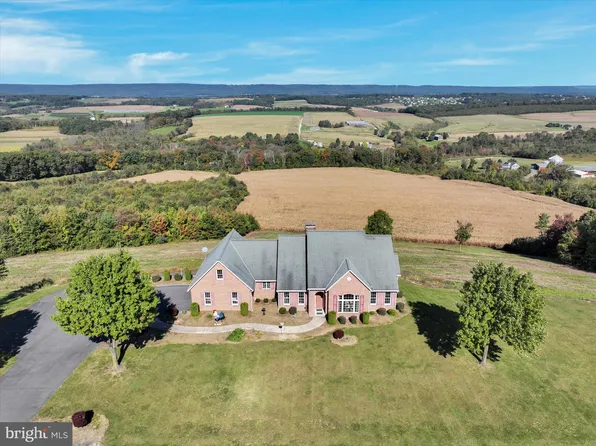 511 Summer Hill Rd, Schuylkill Haven, PA 17972