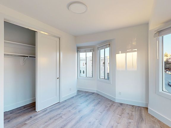 4th image of 3201 Octavia St #301