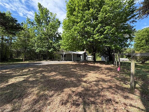 3rd image of 1194 Summey Town Rd