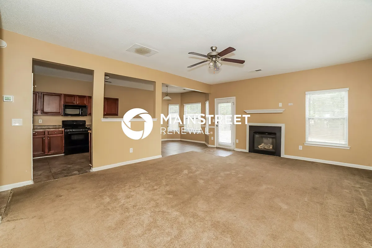 Living Room - 5596 Grande River Rd