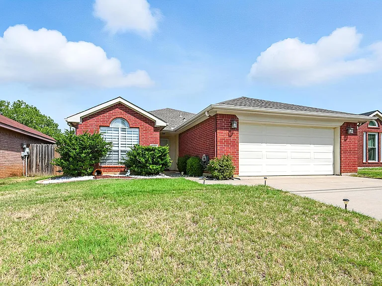 1455 Morrison Dr — Photo 18