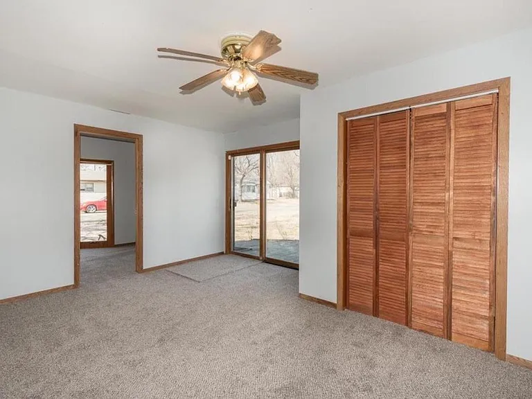 446 Elm Ave — Photo 5