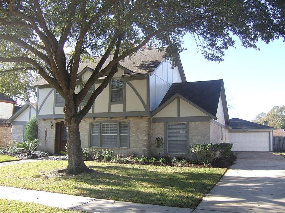 1st image of 15010 Flowerwood Dr