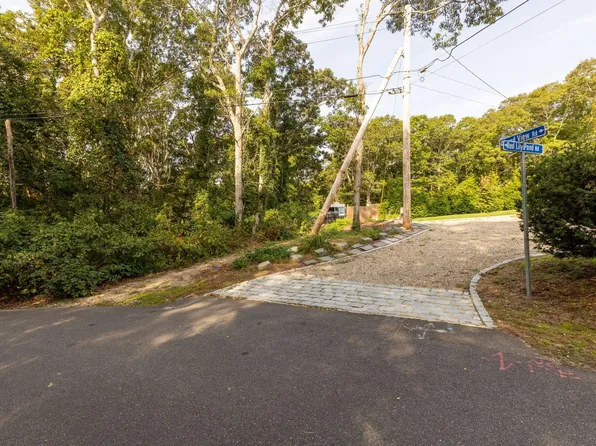 306 Lake Elizabeth Drive, Centerville, MA 02632