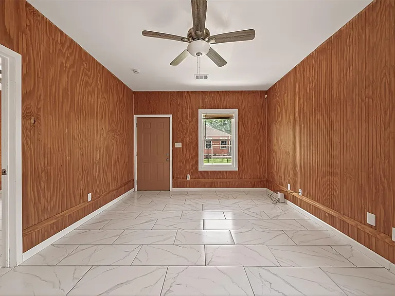 5220 Simsbrook Dr — Photo 9