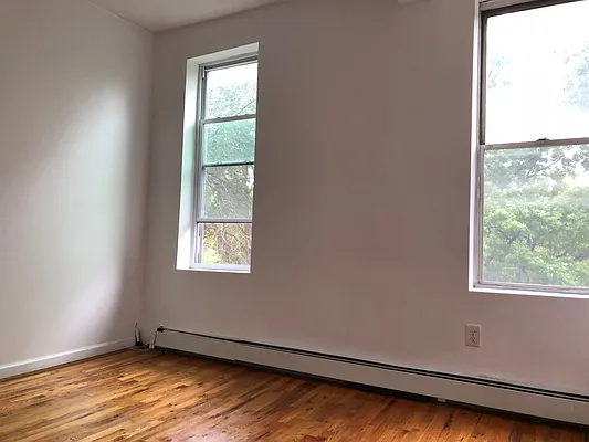 Rented by Yup Realty LLC | media 10