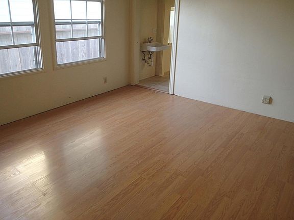 4th image of 1435 El Dorado Ave