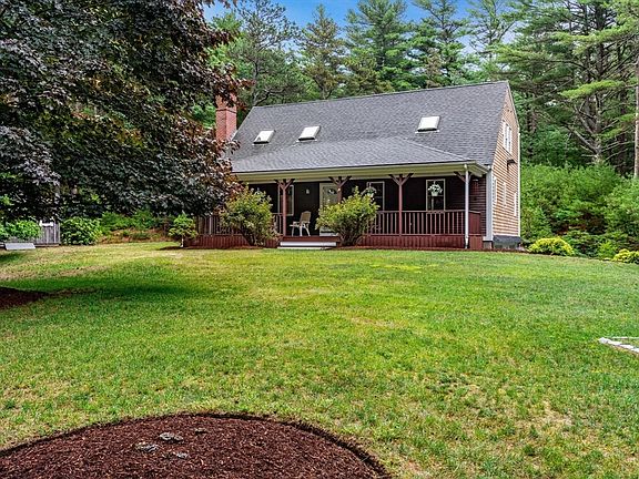 3rd image of 270 Rocky Pond Rd