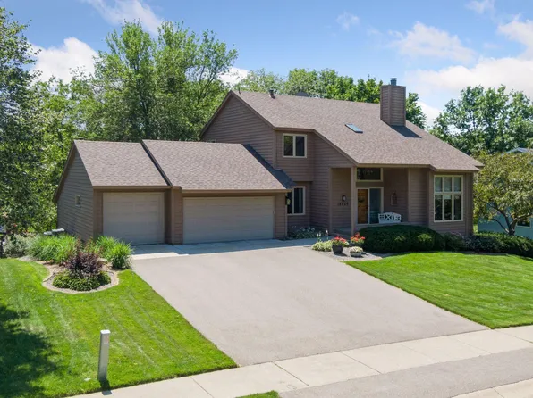 18829 Nature Ln, Eden Prairie, MN 55346