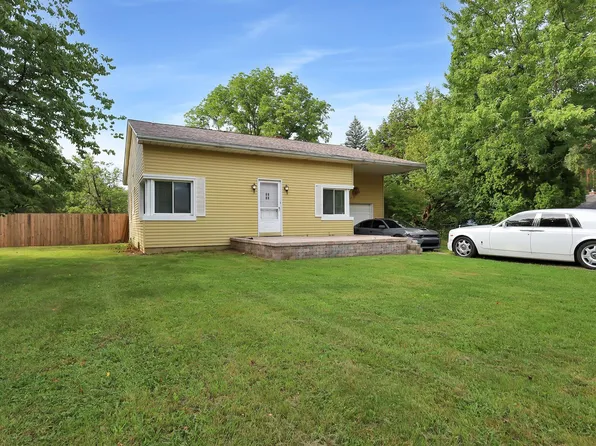 3525 Walnut Lake Rd, West Bloomfield, MI 48323
