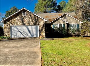 228 Madison Shores Dr, Westminster, SC 29693
