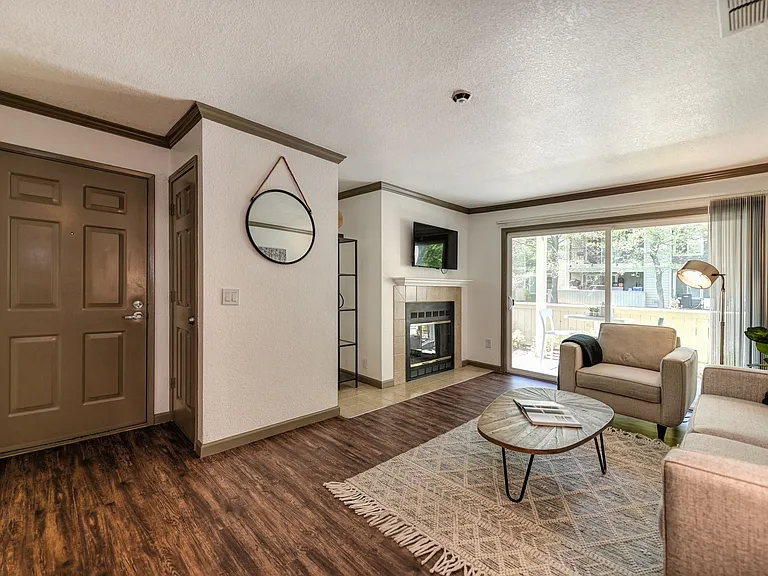Belmont 2x2 Living Room
